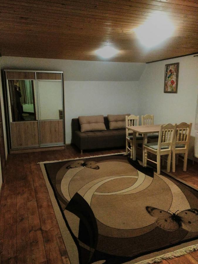 Cottage Palitra Яблоница Экстерьер фото